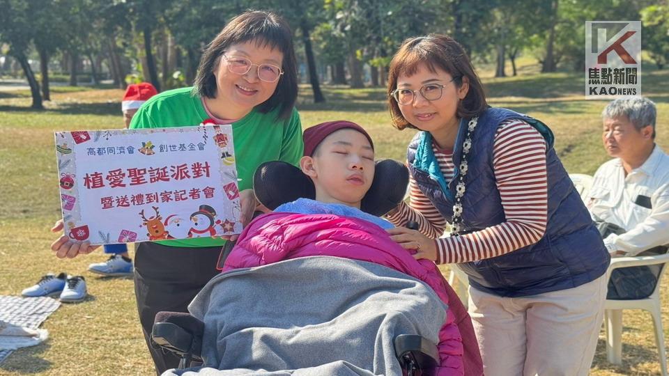 高都同濟會化身「聖誕好人」　支持寒士吃飽30