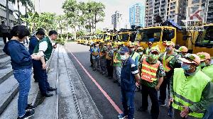 高市跨局處動員人力機具　合力協助馳援台東恢復市容