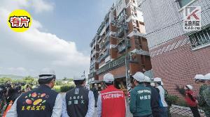 影／總統視察臺南市玉井大廈、江家古厝受損情形