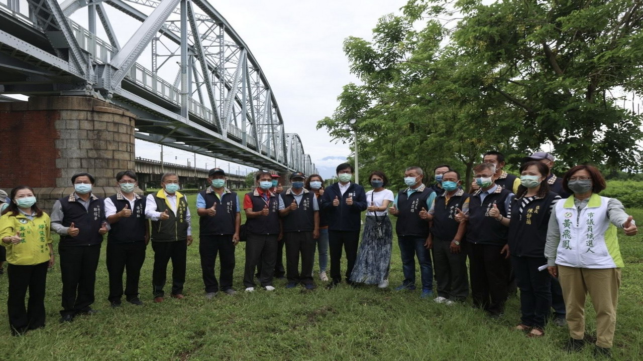 打造最美人工濕地公園　陳其邁視察大樹舊鐵橋改善工程