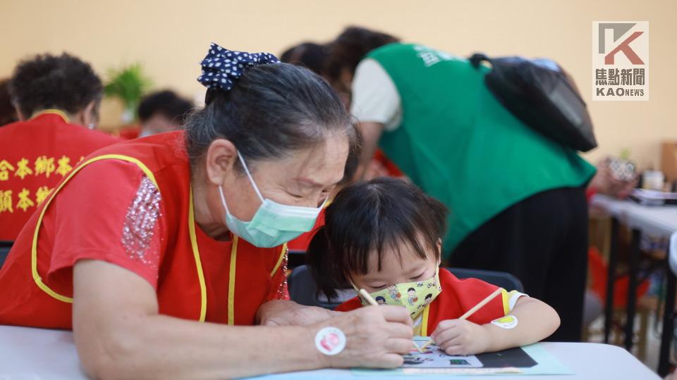 華山左營一天使站建站16週年　舉辦感恩茶會與義工同歡