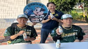 攜手在地乳品與棒球隊跨界出擊　高市府為中學生健康加分