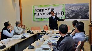 改善有感　李昆澤爭取拓寬匝道平整路肩建設