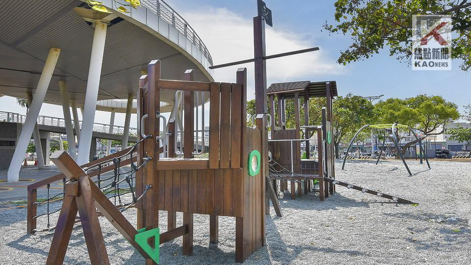 林園漁港公園完工　擺盪大索、旋轉飛椅　深受市民熱愛