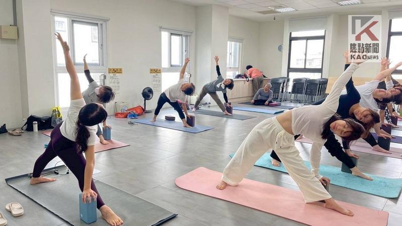 深化東高雄能量　勞工大學「全方位伸展瑜珈」旗山班開課