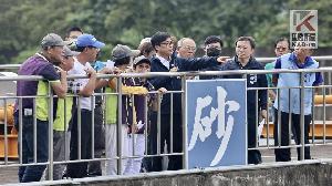 陳其邁視察甲仙攔河堰　肯定對高雄供水穩定貢獻