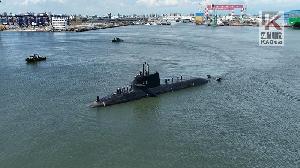 台船順利完成「海鯤軍艦」首次浮航海試
