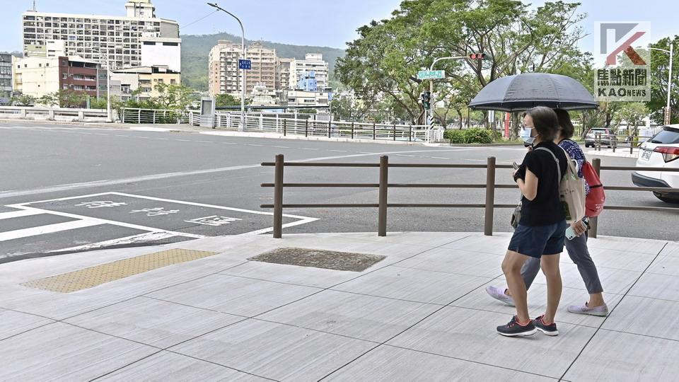 高市七賢河東路口轉角優化　讓行人停等更安心