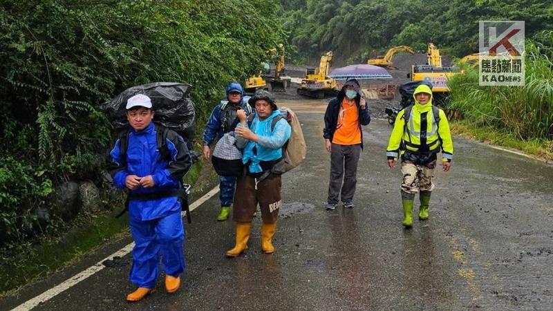 路斷醫療不中斷　高市府派員挺進北三里守護民眾健康