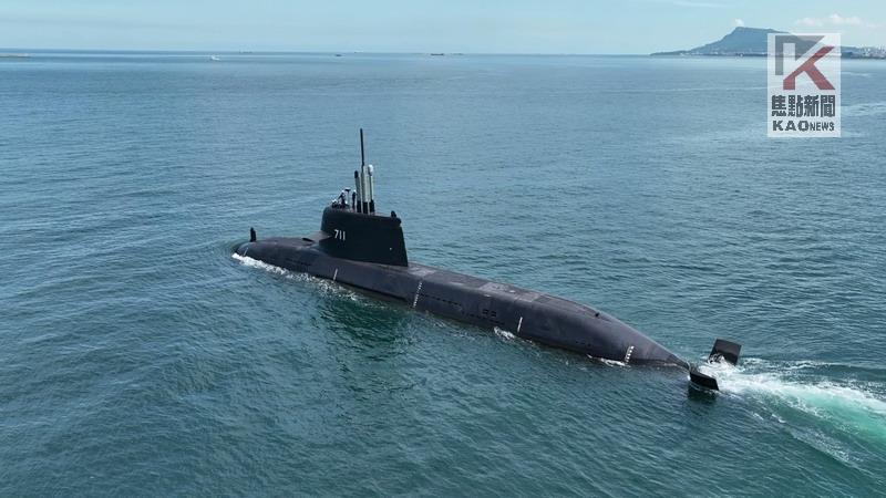 海鯤軍艦」順利完成浮航第二次海試