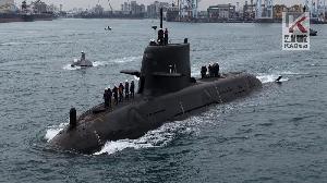 「海鯤軍艦」完成第四次浮航海試