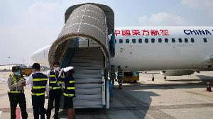 中國包機前往印尼撤僑　189座位僅61人搭機返鄉