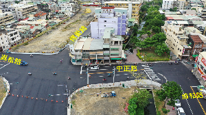 打開瓶頸　鳳山第85期市地重劃區中正路拓寬通車