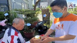 高溫警戒  高市府呼籲街友、獨居老人預防熱傷害