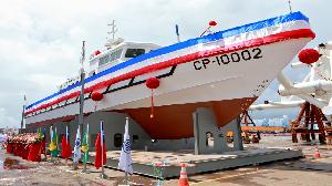 台船舉辦財政部關務署　第二艘100噸級「海鷹艇」巡緝艇下水典禮