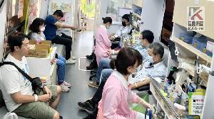 台灣中油煉製事業部　號召員眷挽袖捐血