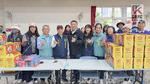 仁武公所與團體攜手寒冬送溫情　聚愛仁武