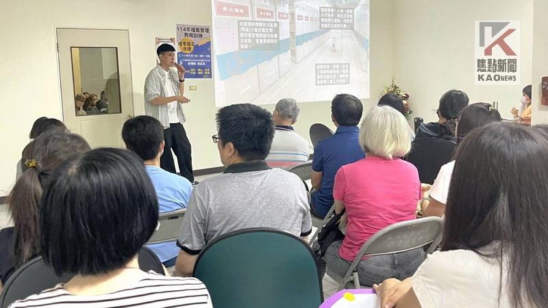 路竹戶政辦檔案鑑定清理課程　提升檔案管理專業