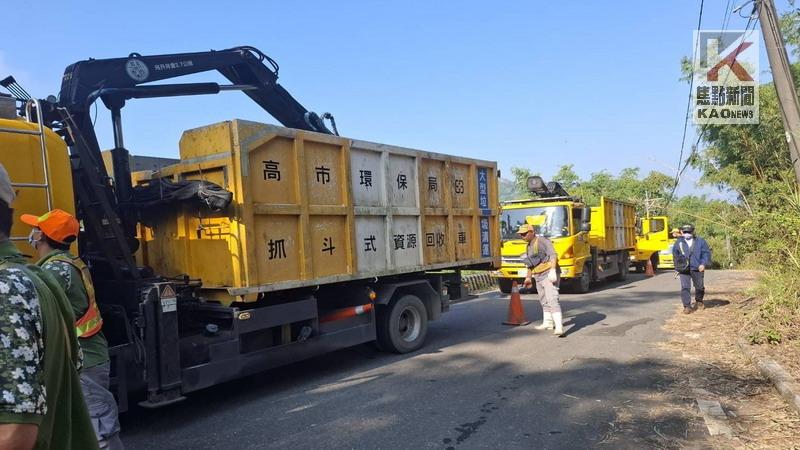 月世界山坡遭棄置垃圾　環保局動員清除並追查不法來源